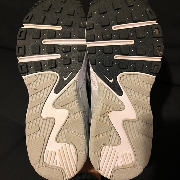 Nike Air Max - Picture 3 of 5